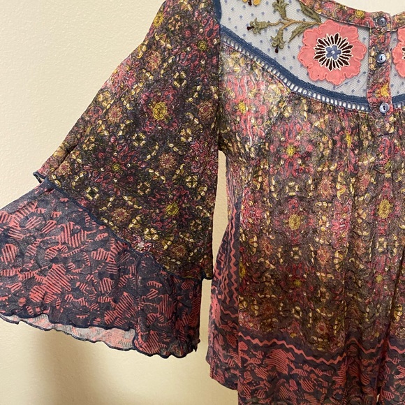 Anthropologie Postmark Ciutadella Embroidered Floral Top - Picture 9 of 15